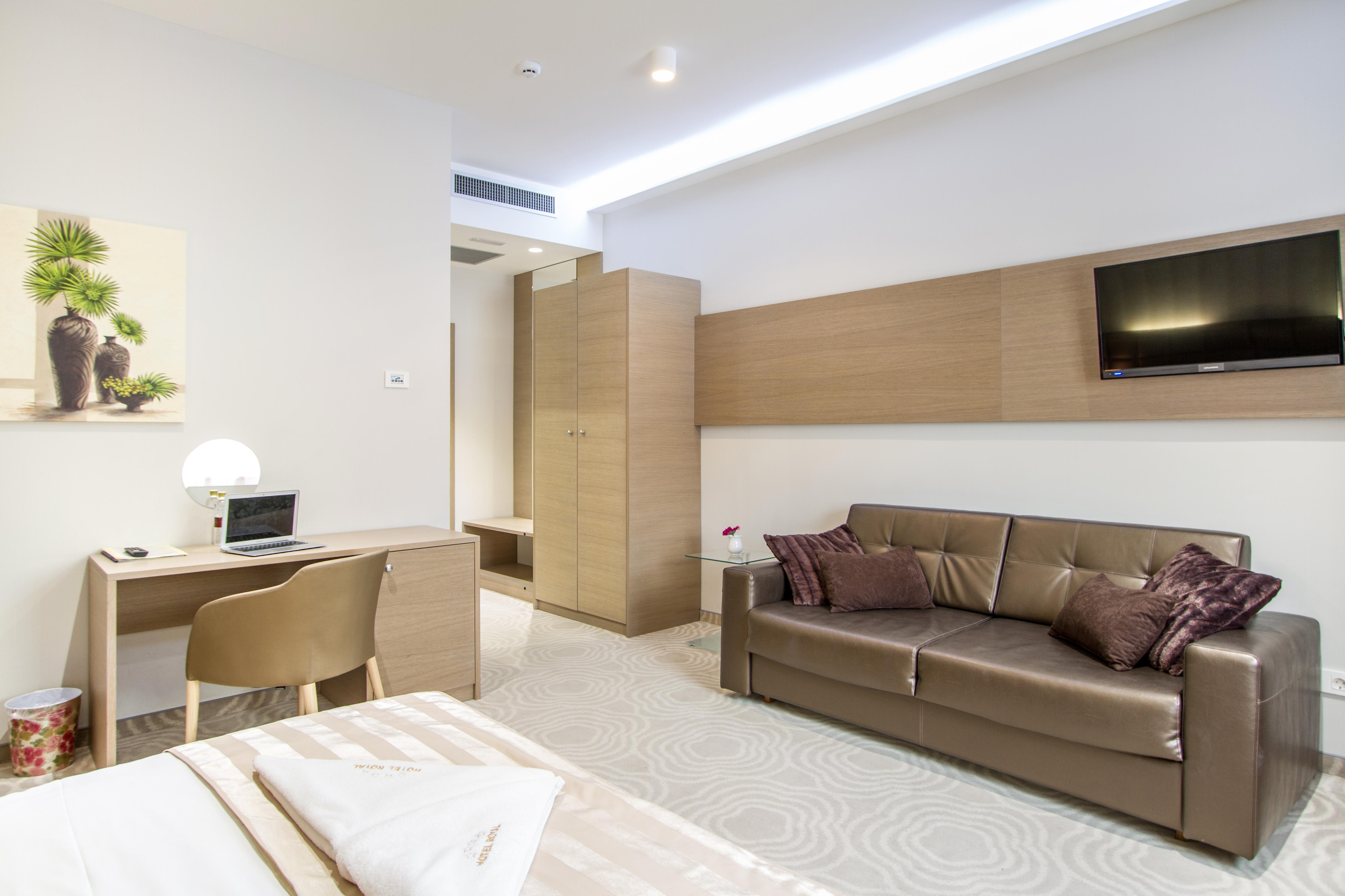 Royal Airport Hotel